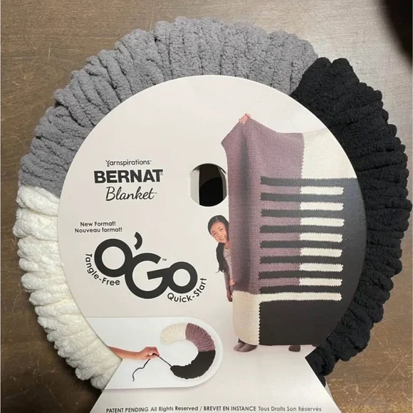 Blanket Yarn - Black, Gray, and Cream - Picture 2 of 2